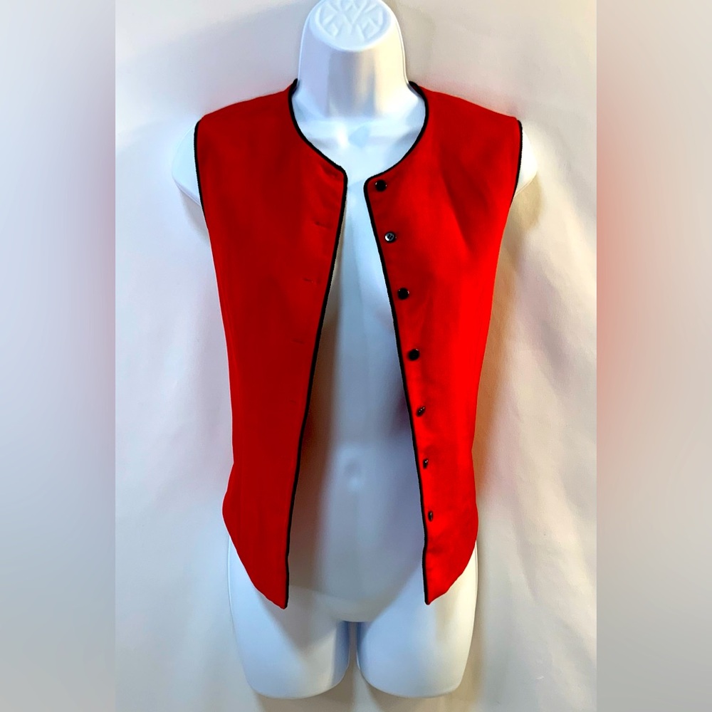 Filament Women’s Red/Black Silk Vest